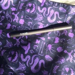 Araceli Beauty Ojos Perfectos Gel Pencil Eyeliner in Olive New/Never opened